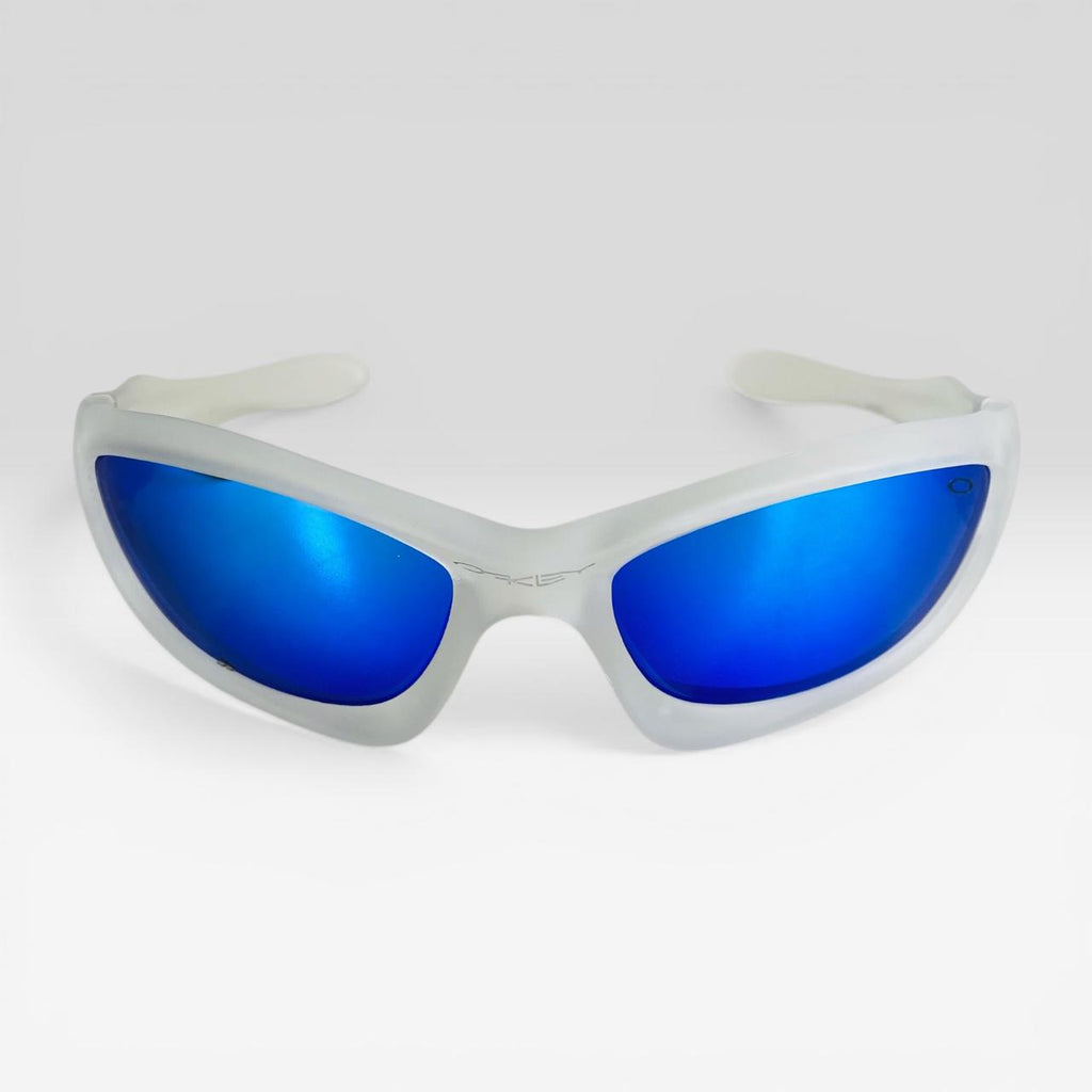 OAKLEY